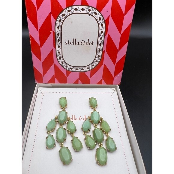 Stella & Dot Lily Earrings - Picture 1 of 3